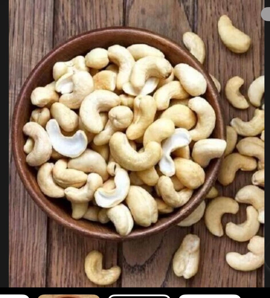 Village Cashews Kernels 100g