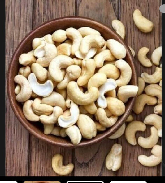 Village Cashews Kernels 100g